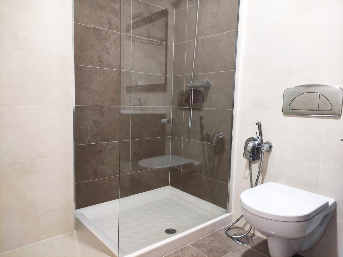 3000 Apartament *
